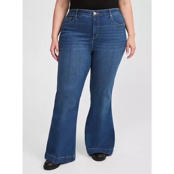 Torrid Sky High A-Line Flare High-Rise Jeans Women’s 20 Short Blue Denim Stretch - Picture 3 of 12